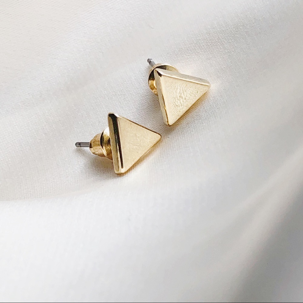 Dainty Triangle Stud Earrings